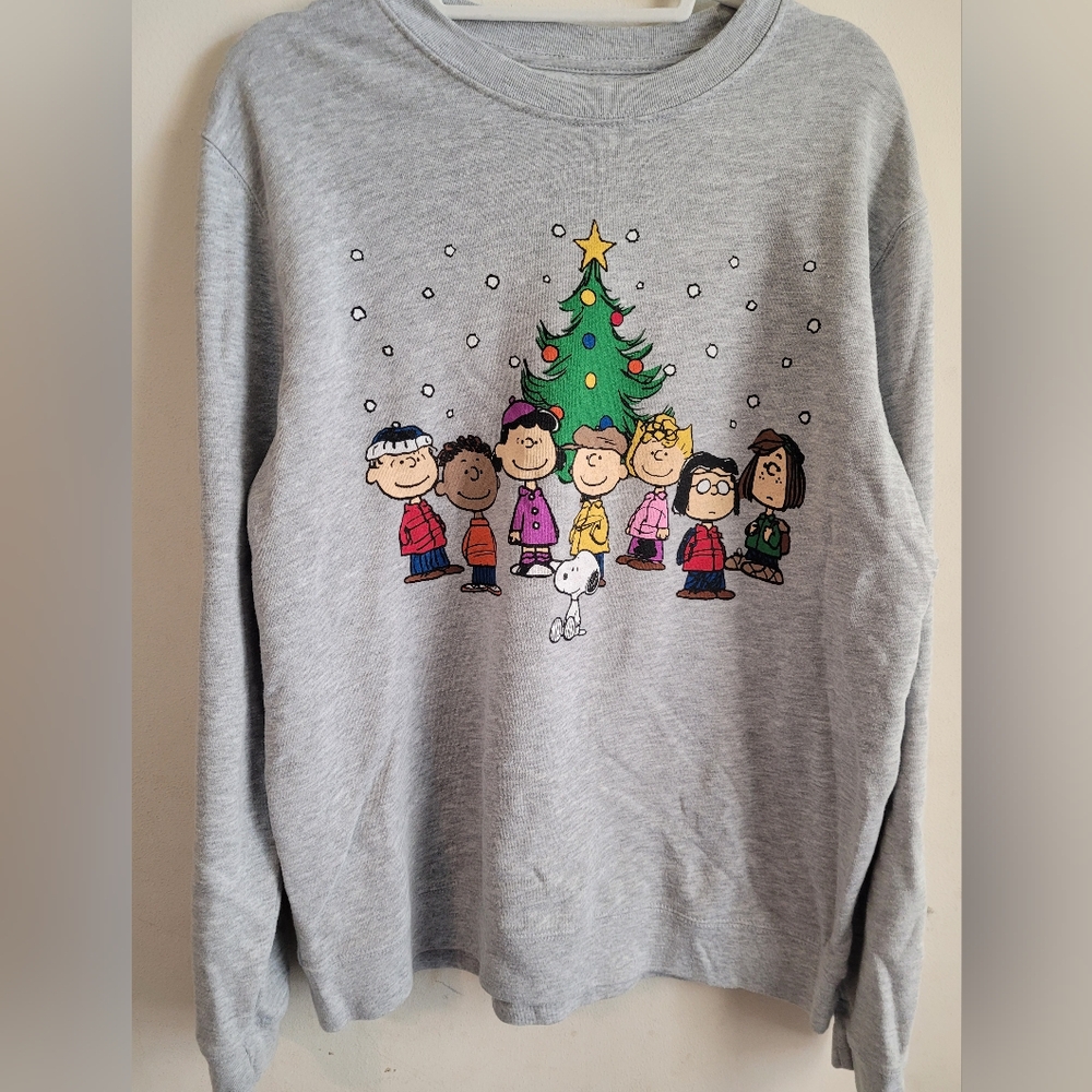Peanuts 2022 Christmas Sweatshirt Holiday Cartoon Snoopy Charlie Brown